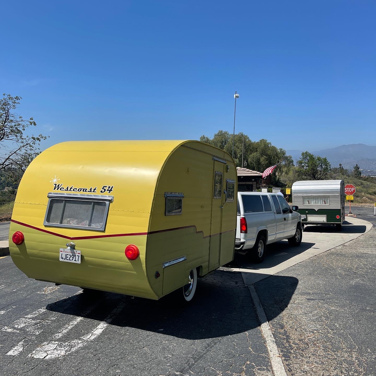 How to Host Your Own Vintage Trailer Rally