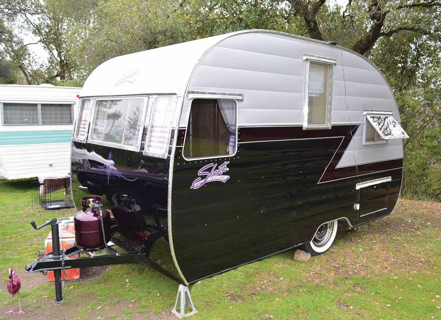 Restoring a Vintage Trailer: Choosing the Right Exterior Finish