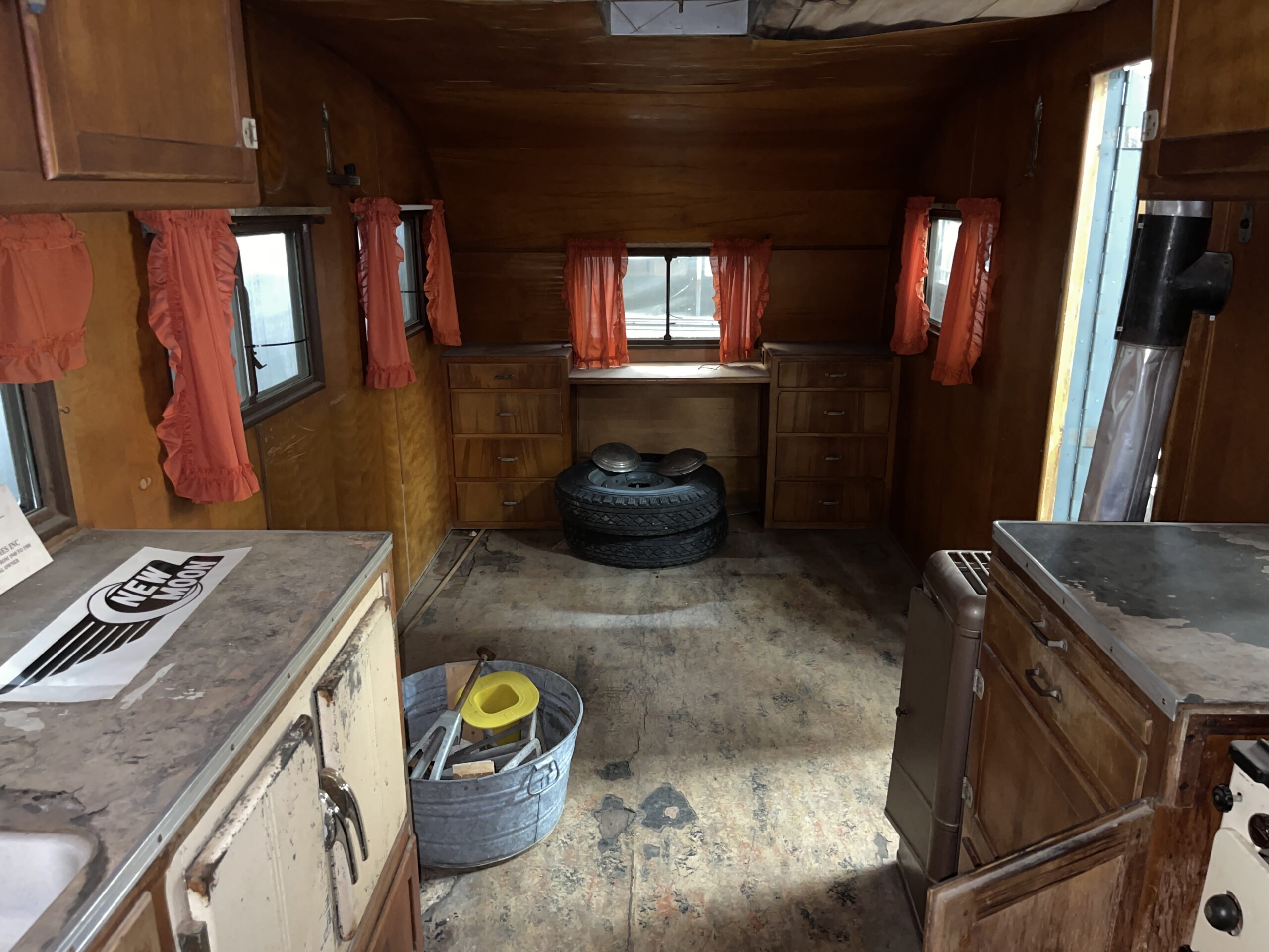 Asbestos Alert! What You Need to Know Before Removing Old Flooring